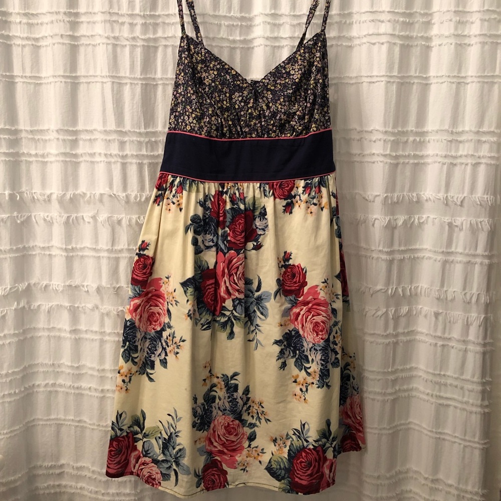 Floral strap dress